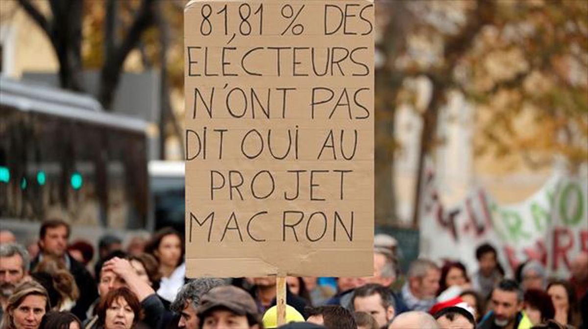 Macronen proiektuaren aurka manifestatu dira egunotan Frantzian
