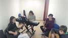 Axier Castro Guenaga y sus tres amigas cantan ''Lau Teilatu''
