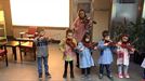 Begoñazpi Ikastolako Haur Hezkuntzako umeek moldaketa hunkigarria egin dute