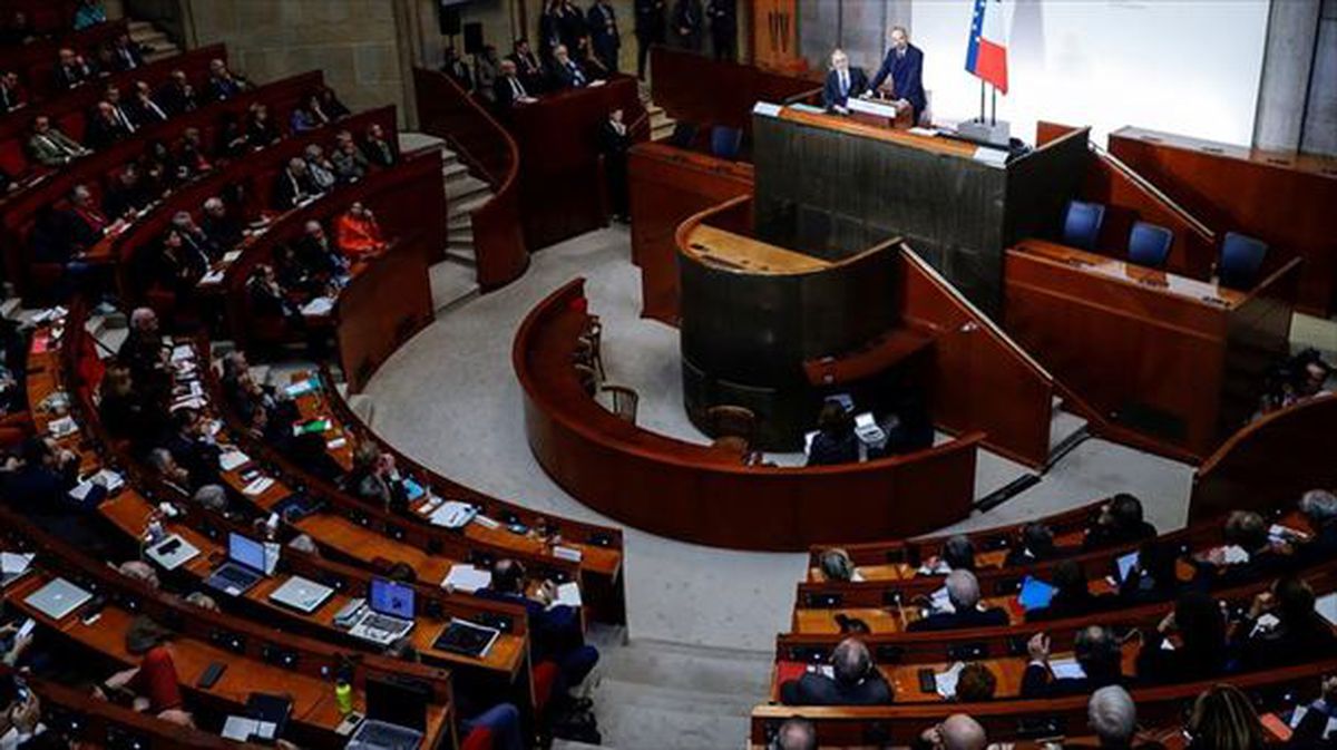 El primer ministro francés, Edouard Philippe revela los detalles del plan de reforma de pensiones