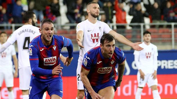 Eibar - Granada. Foto: EFE