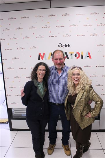 Olga Zulueta, Beatriz Sever eta Iñaki Perurena