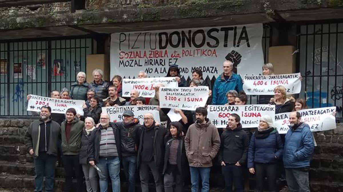 Piztu Donostiaren elkarretaratzea.