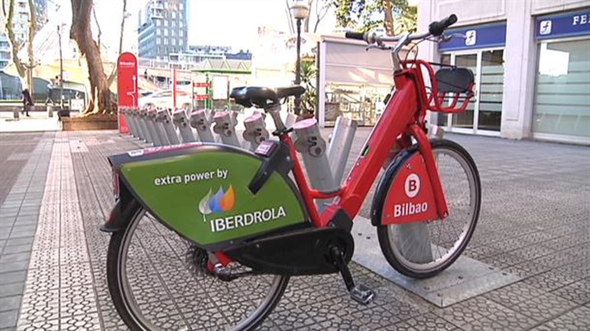 Imagen de archivo de una bicicleta en Bilbao