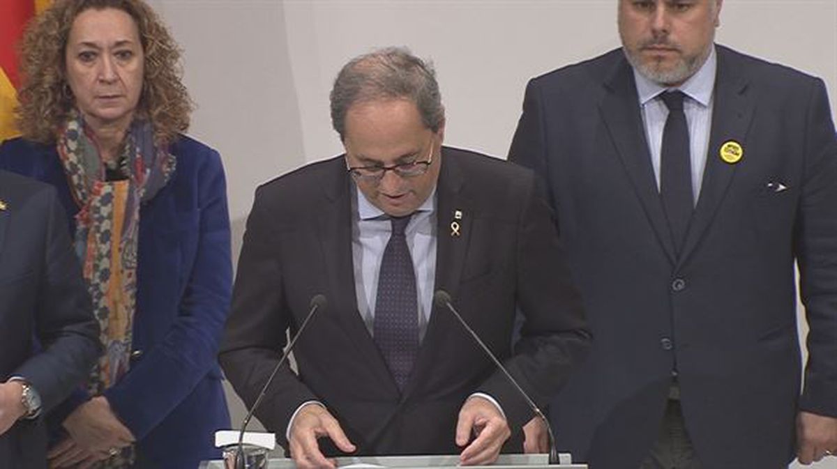 El president de Catalunya Quim Torra leyendo una declaración institucional