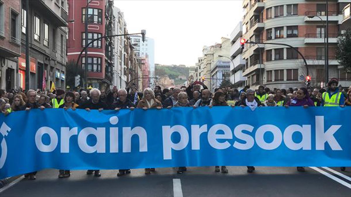 Presoen eskubideen aldeko manifestazioa, Bilbon. Argazkia: Sare