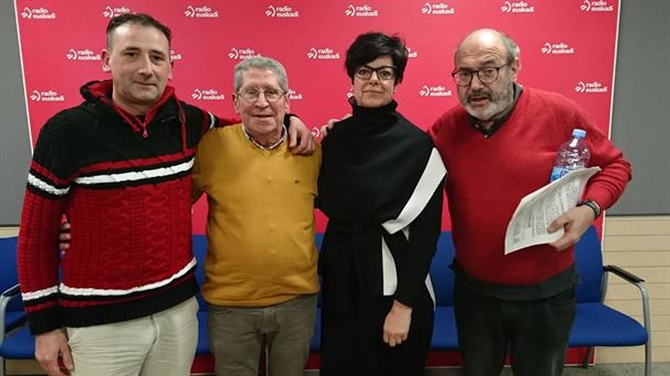 Nos han acompañado miembros de la comunidad de Alcohólicos Anónimos.                                