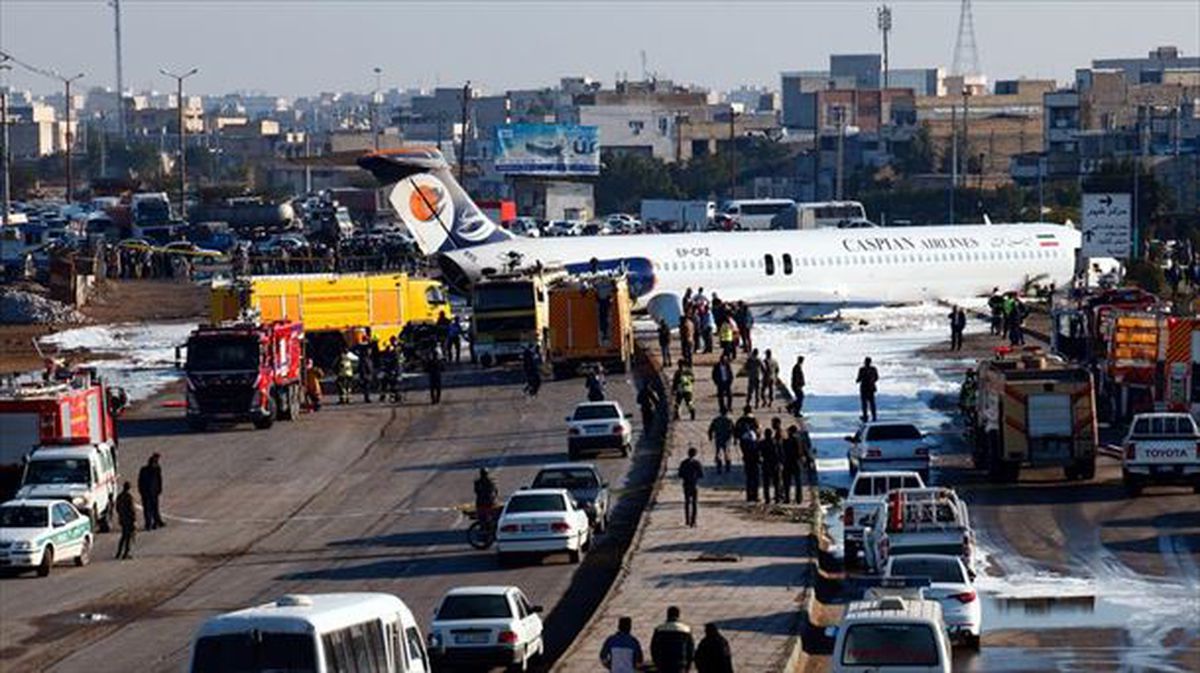 El avión ha quedado en medio de una calle de Mahshahr.