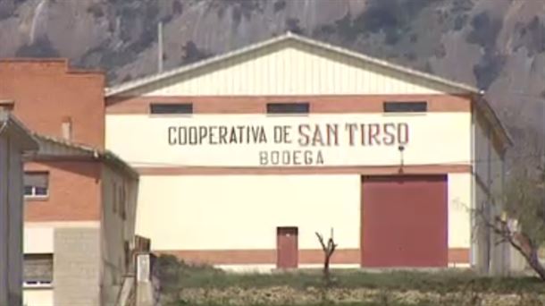 SAN TIRSO. BODEGA. COOPERATIVA.