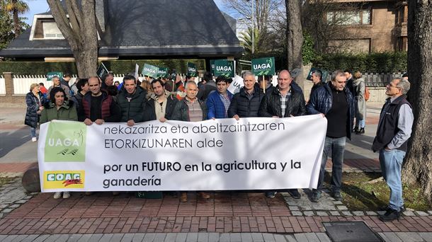 UAGA se concentra por la caída de precios en la ganadería y la agricultura