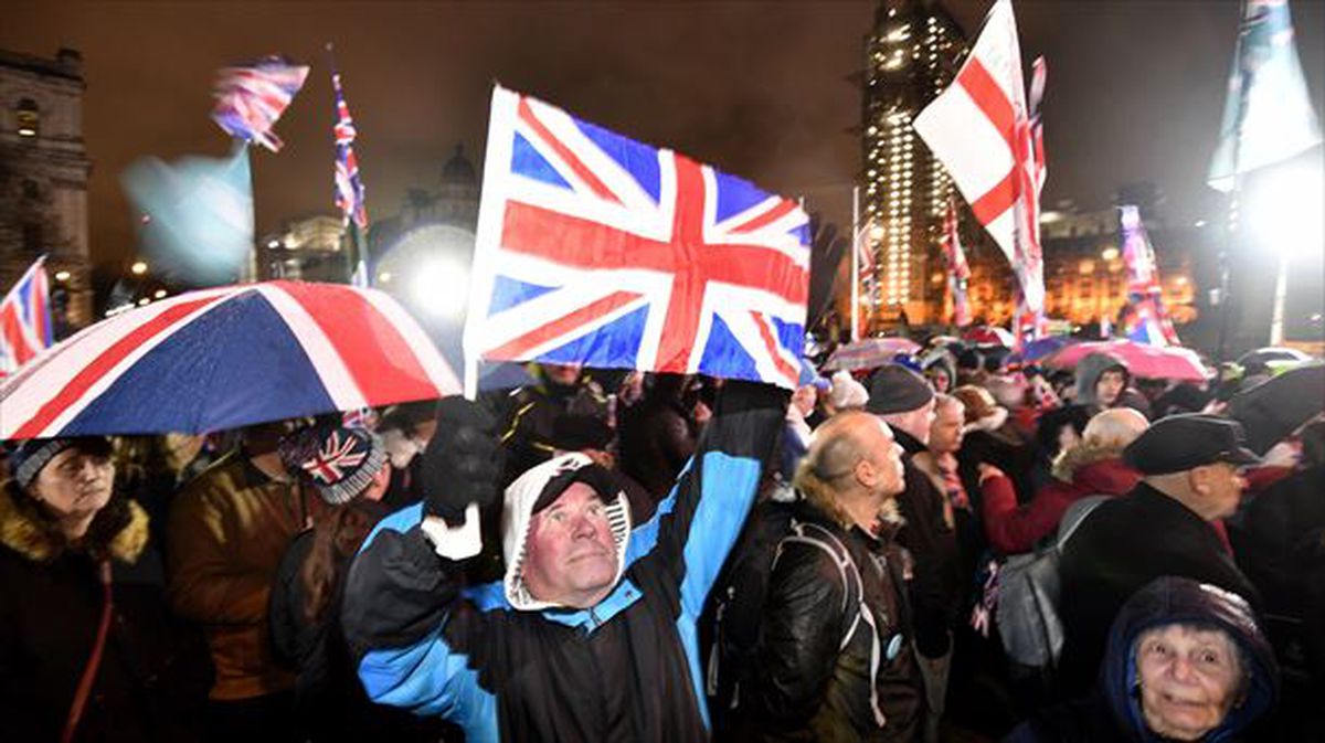 Los británicos se despiden de la UE entre la euforia y la resignación