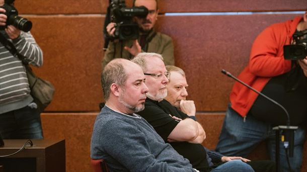 Escribano, Gil y Cerdán, durante el juicio. 