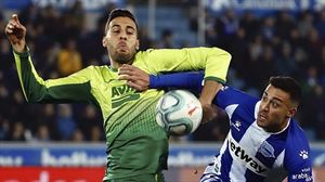 El Alavés supera al Eibar y se lleva el derbi de Mendizorrotza (2-1)