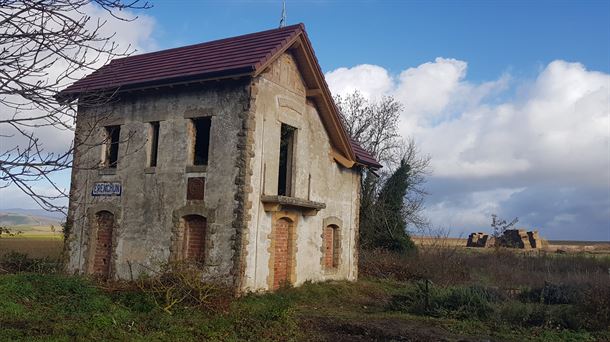 Erentxun inicia la recuperación de su antigua estación del Vasco-Navarro