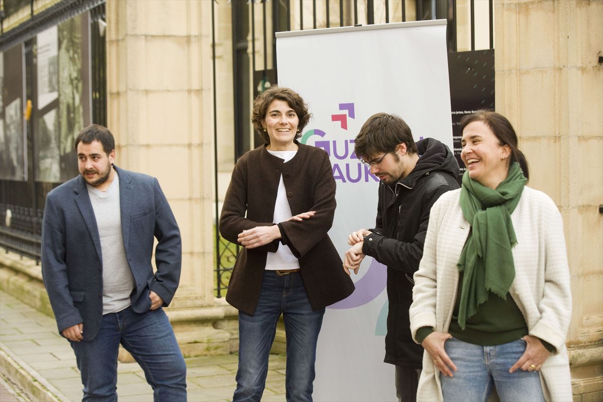Los miembros de Podemos Euskadi, durante la presentación.
