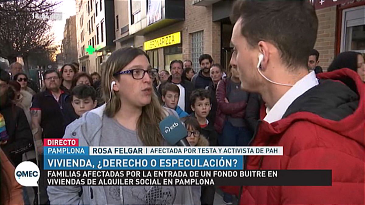 Persona afectada por un fondo buitre en viviendas de alquiler social en Pamplona.