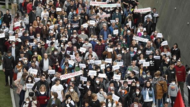 Manifestación para denunciar la gestión de lo ocurrido en Zaldibar. 