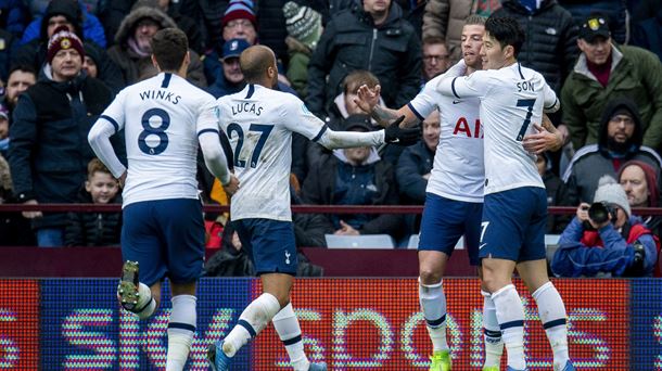 Jugadores del Tottenham celebrando un gol este fin de semana frente al Aston Villa.