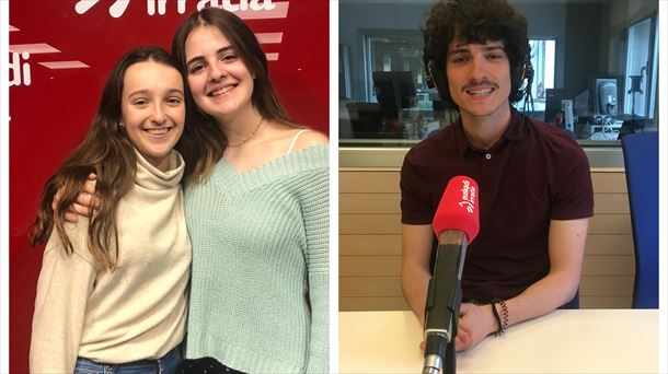 Lorea Intxausti "June", Danae Riaño "Maddi" eta Nikola Salduegi "Eneko" Euskadi Irratian.     