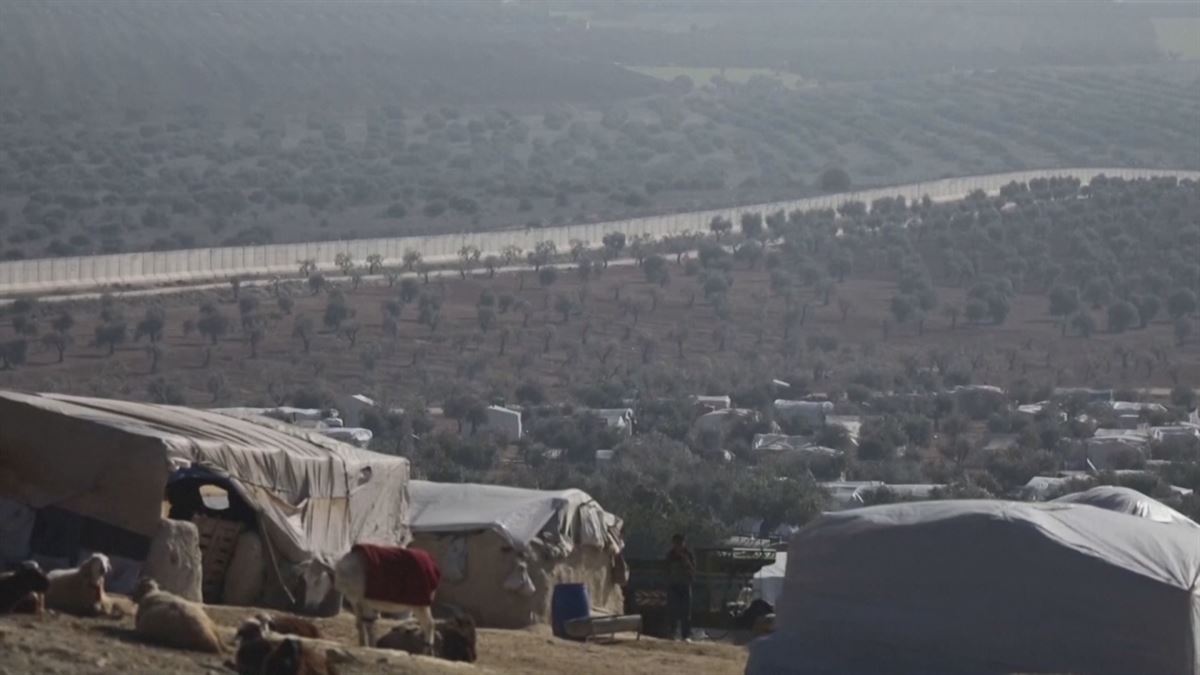 Los huidos de Idlib se han concentrado en la frontera turca