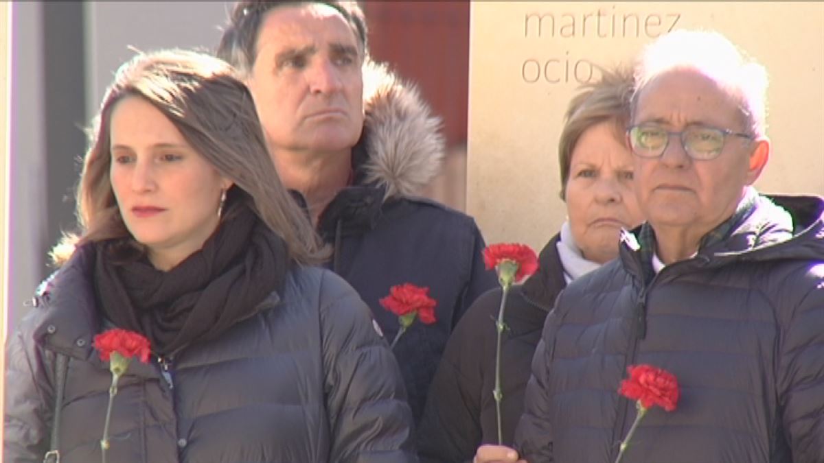 Homenaje a las víctimas del 3 de marzo de 1976 en Vitoria-Gasteiz. Foto: EiTB