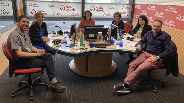 Las y los concejales del Ayuntamiento de Vitoria-Gasteiz debaten sobre el coronavirus