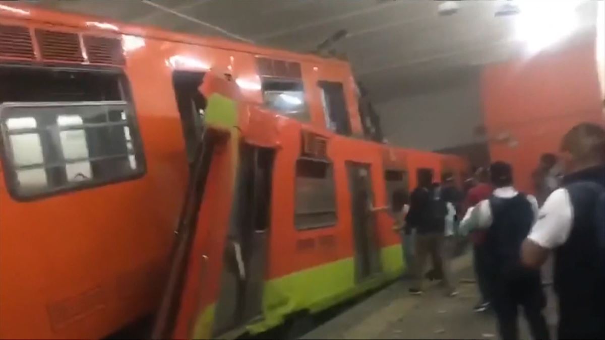 El choque se ha producido en la estación de Tacubaya