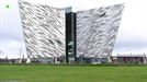 'Vascos por el mundo' recorrerá hoy Belfast, una ciudad llena de magia e historia 