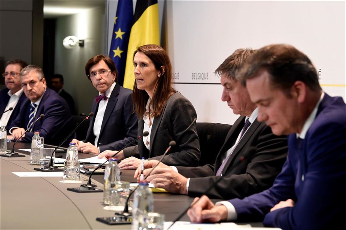 Gabinete de crisis en Bélgica con Sophie Wilmès a la cabeza. Foto: Efe