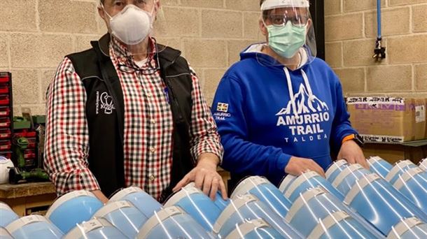 IÑAKI. IMANOL. LLANO. KOPAS. VISERAS. ANTISALPICADURAS.