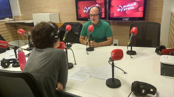 Mikel Irizar, Euskadi Irratiko estudioan.