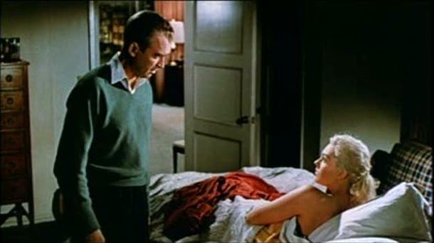 Escena de "Vértigo", con James Stewart y Kim Novak. Wikipedia