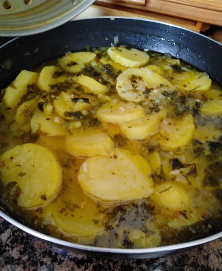 Patatas en salsa verde