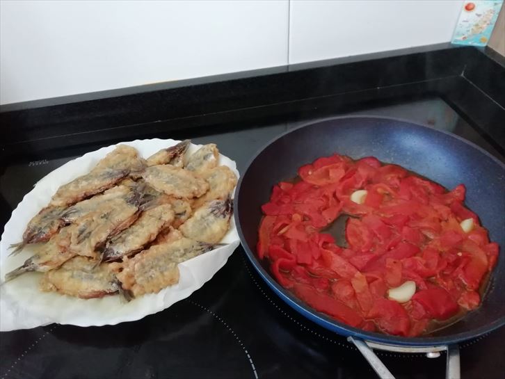 Anchoas con pimientos