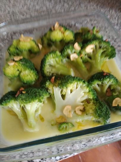 Brócoli con crema de clabacín