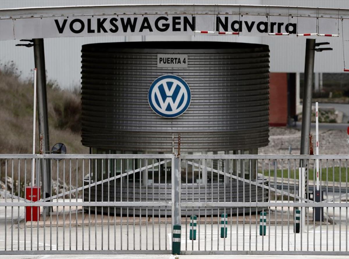Volkswagen lantegia, Iruñeko Landaben poligonoan. Artxiboko argazkia: EFE