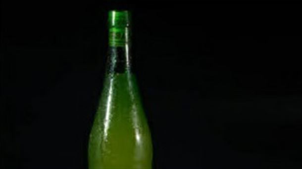 Botella de sidra. Foto: sagardoa.eus