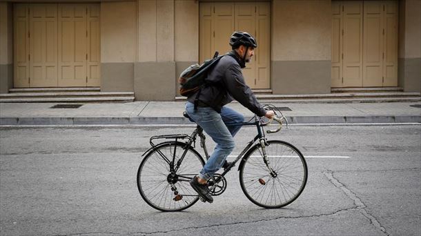 Bizikleteroak: "El gabinete Urtaran no tiene interés en fomentar el uso de la bici"