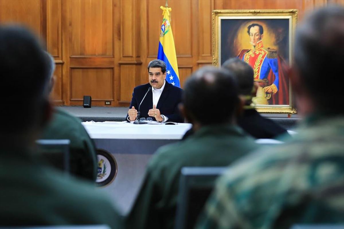 Maduro eta militarrak. Argazkia: Efe