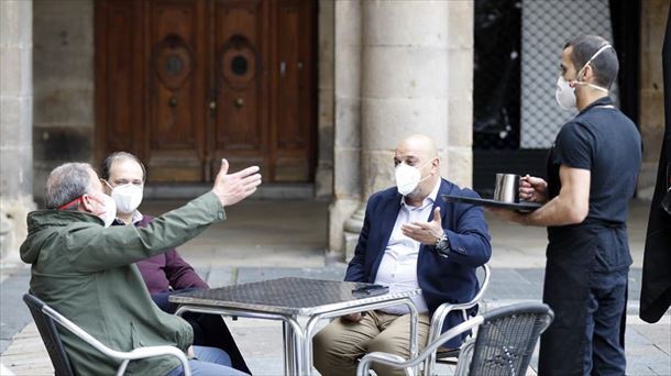 Bilboko terraza bat.