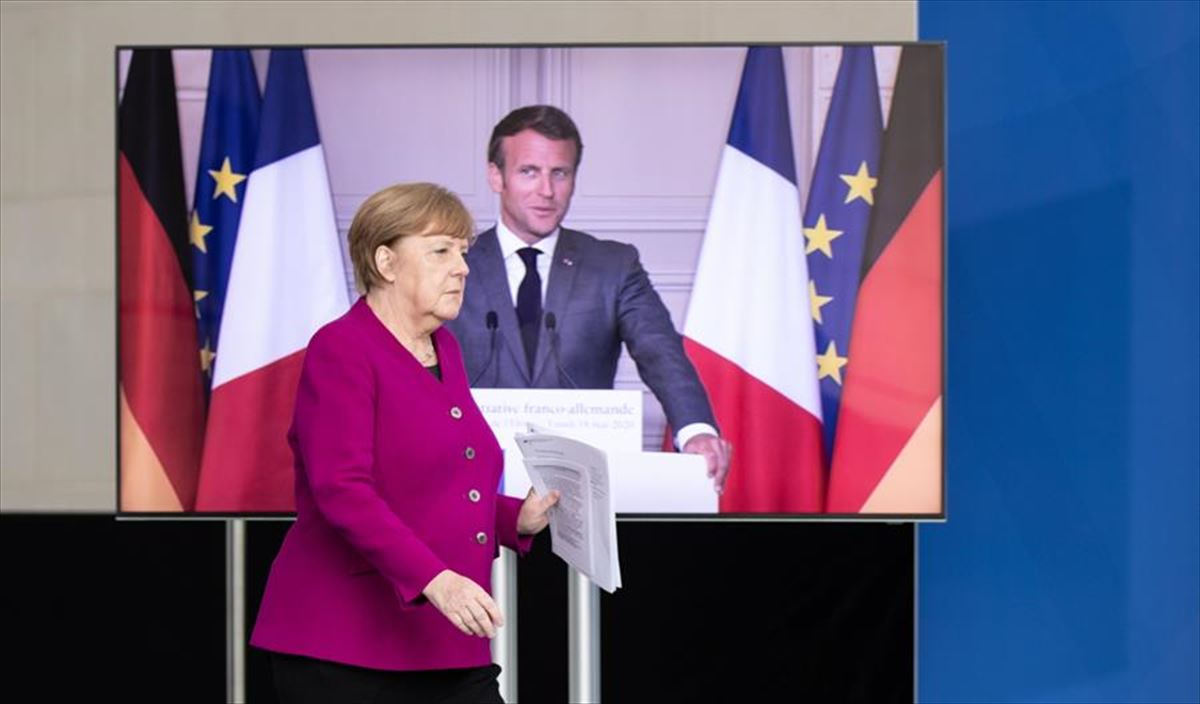 Angela Merkel eta Emmanuel Macronen prentsaurrekoa bideokonferentzia baten ostean