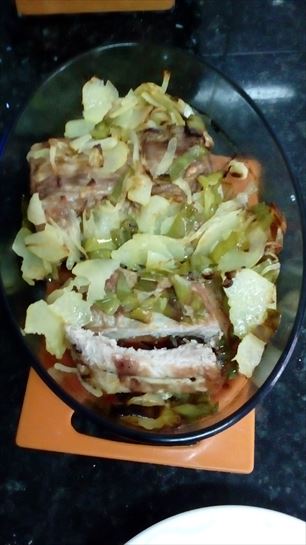 Consilla asada con pimientos y patatas