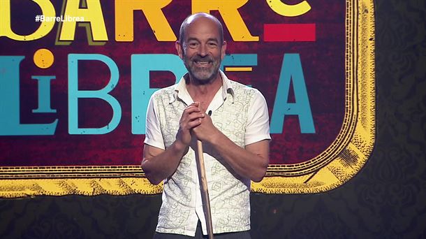 Joseba Apaolaza en el programa de monólogos "Barre Librea"