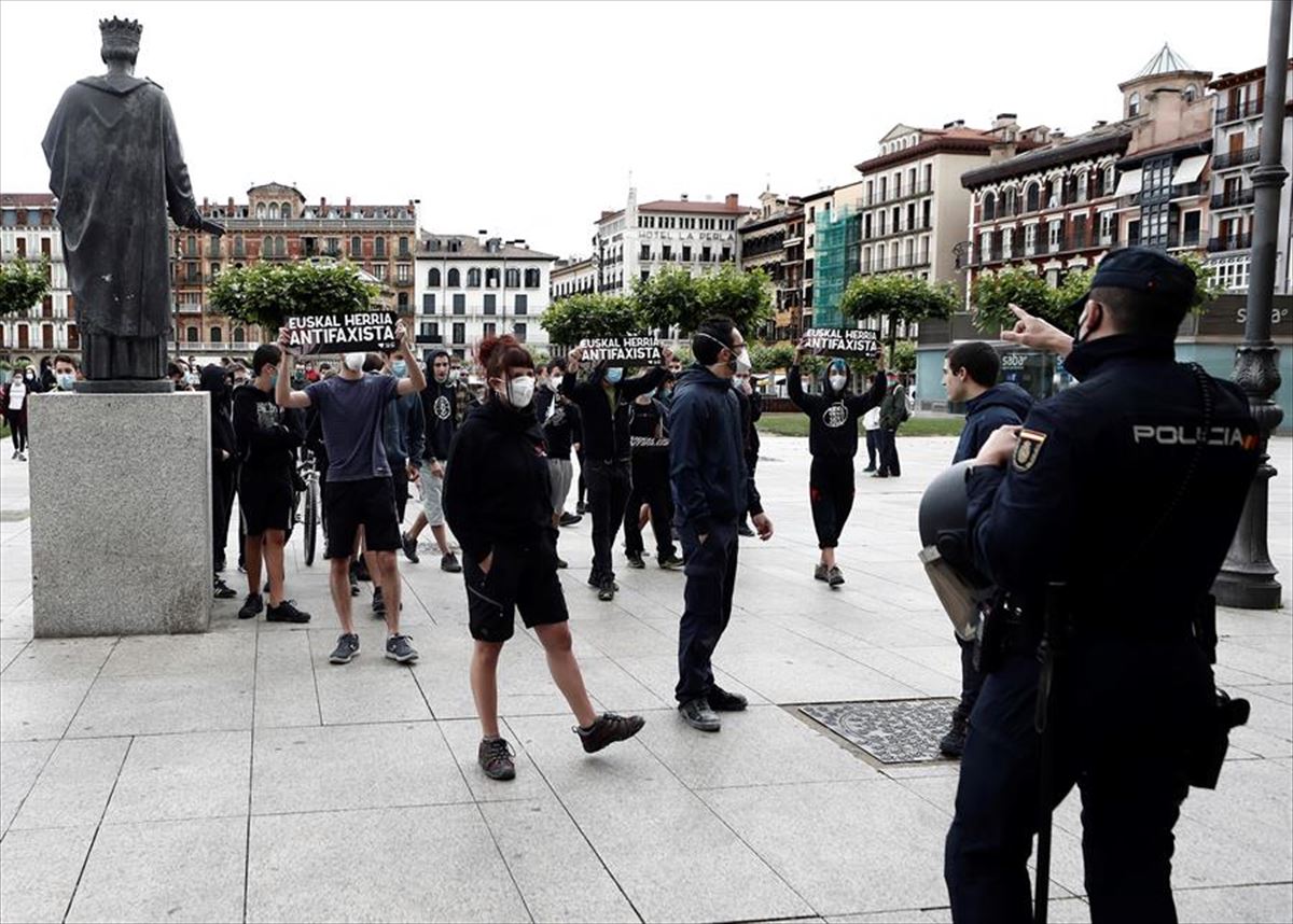 Manifestación antifascista en Pamplona. Foto: EFE