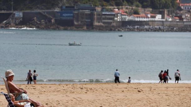 La playa de Ondarreta esta mañana.