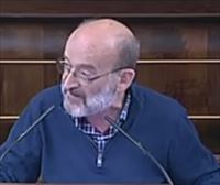 Muere en Pamplona el político e historiador Bixente Serrano Izko