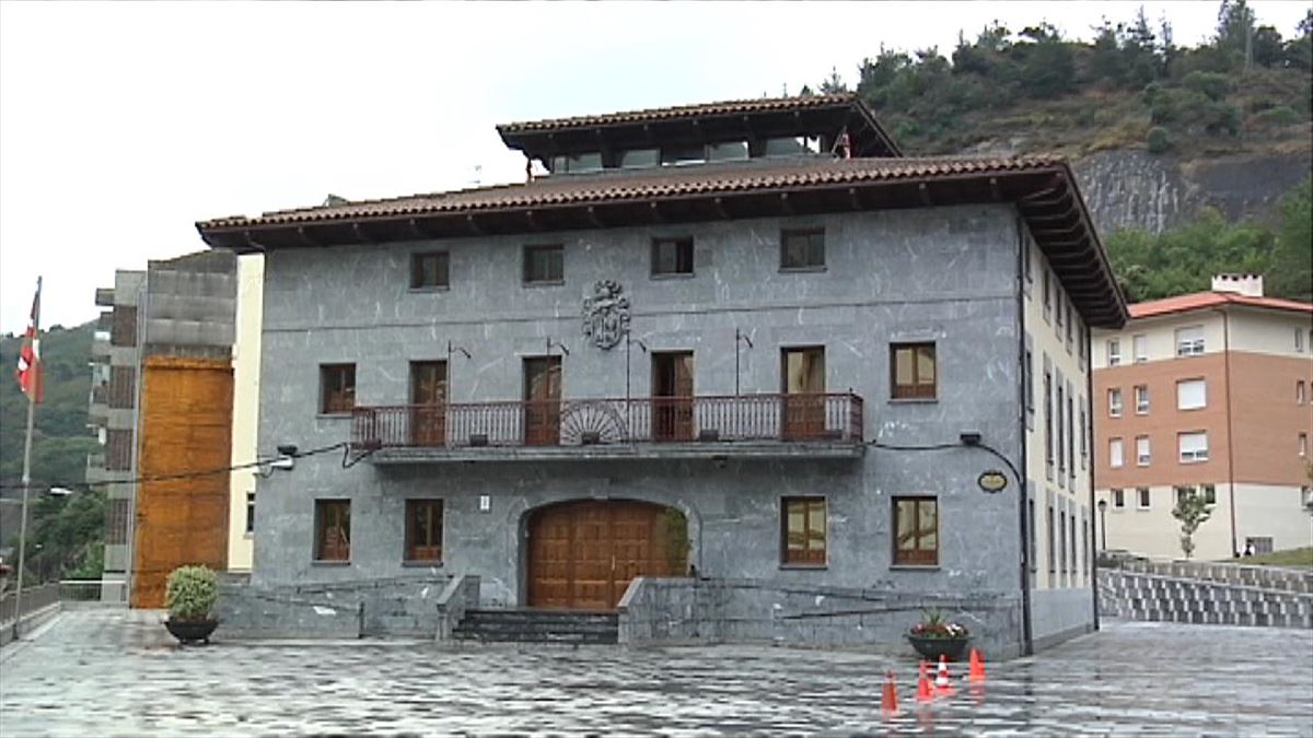 El Ayuntamiento de Alonsotegi, en una imagen de archivo. 