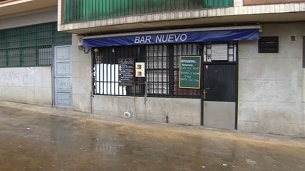 Bar cerrado en Eibar / EiTB