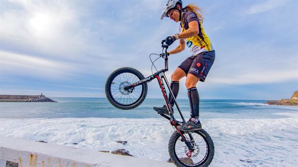 Irene Caminos en una impresionante fotografía de Josetxo Perez