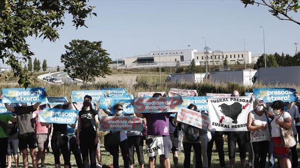 Protesta en Pamplona/Iruña a favor del acercamiento de los presos. Foto: Efe